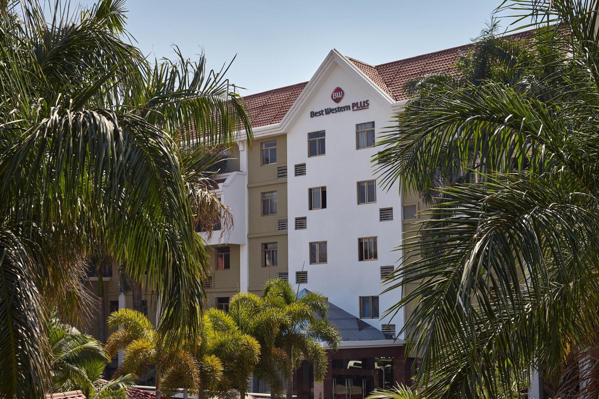 Best Western Plus Paramount Hotel Lusaka Exterior photo